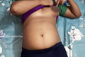 Indian Desi Cute Beautiful BBW Bhabhi Playing with her Shaved Wet Pussy with Carrot and gets Orgasm