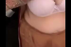 Zara Aunty Showing Big Boobs