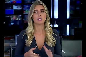 Joana Treptow - Jornal da Bandeau - Flagra mostrou sem querer seus lindos seios AO VIVO!!! (14 06 21)